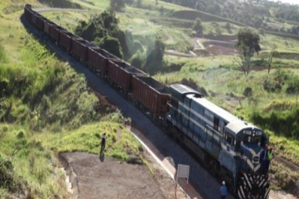 MT defende concessão à Rumo ALL mais 30 anos para garantir trilhos em Cuiabá