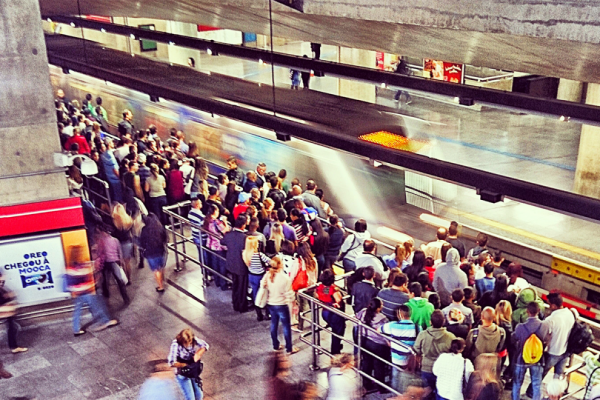 Horário do posto do Bilhete Especial do Desempregado do Metrô é ampliado