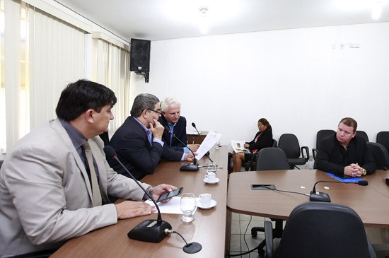 Comitiva até Manaus anunciada em reunião de comissão
