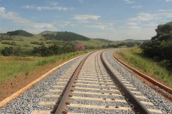 Projeto de ferrovia ligando Lucas, Sinop e Pará também deve ser afetada pela crise