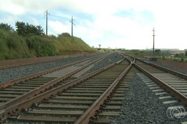 Suspeitos de superfaturar obras da ferrovia Norte-Sul são denunciados