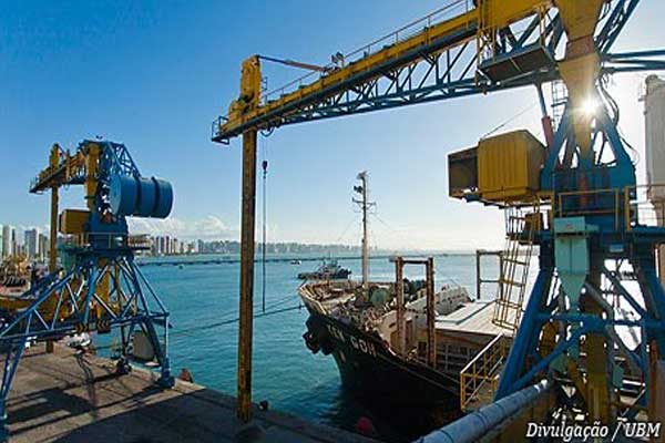 Complexos portuários buscam alternativas para melhorar a eficiência