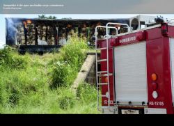 Vândalos atacam trem e incendeiam vagão em Iperó