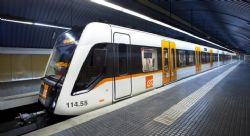 Metrô de Barcelona ganha novos trens