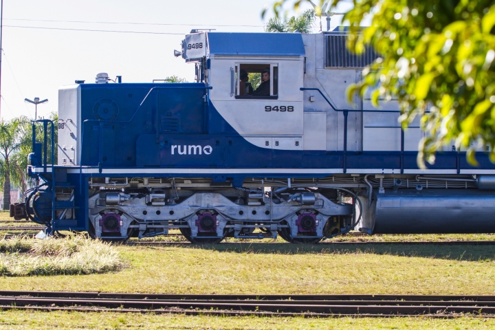 RUMO é a maior empresa de transporte ferroviário do Brasil 