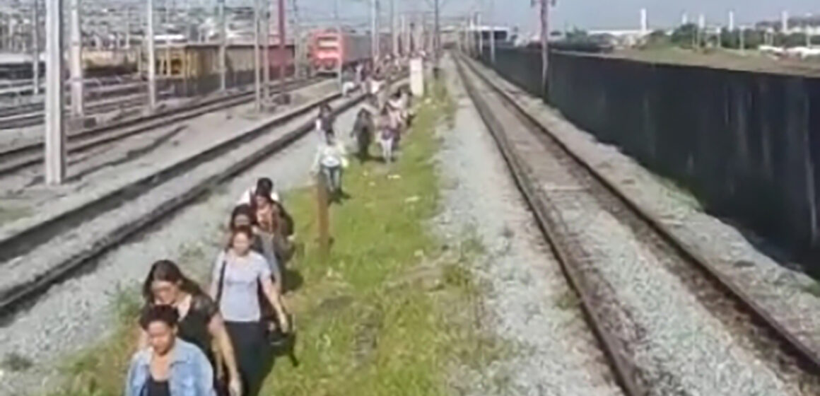 Passageiros relatam fogo em vagão da Linha 12 Safira