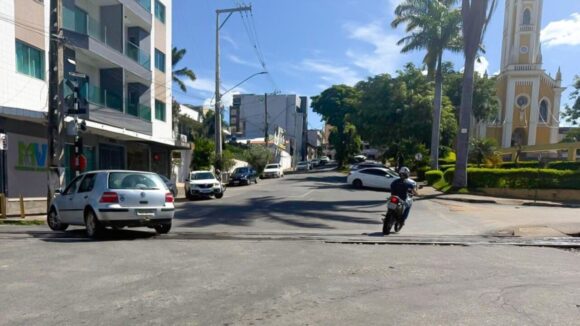 Prefeitura de Carmo do Cajuru ajuíza ação contra VLI e cobra reforço na segurança em passagens de nível