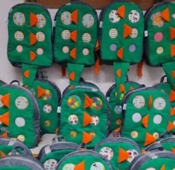 CPTM doa mochilas para crianças em tratamento oncológico