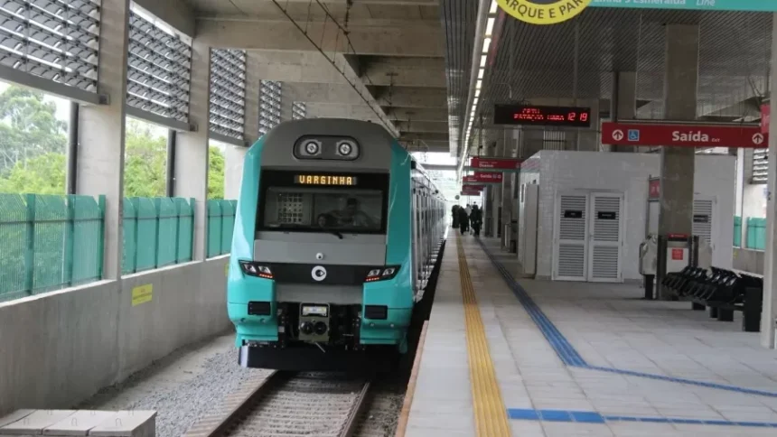 ViaMobilidade pode ser multada em até R$ 4 milhões por falhas na linha 9